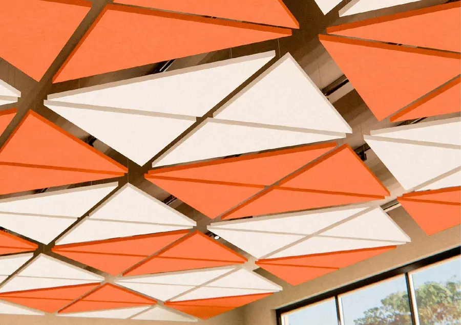 Islas triangulares de PET suspendidas